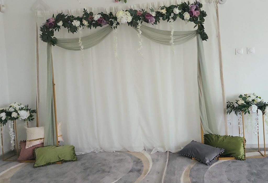 ARCHE DE MARIAGE DECOREE 2M*2M AVEC ARCHE 3X3 VOILEE